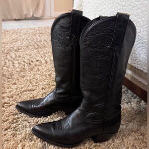 Tony Lama simple black boots size 6